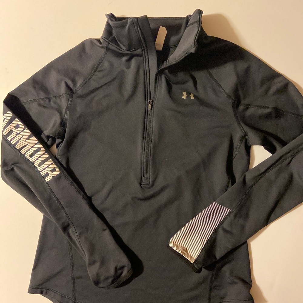 Underarmour Cold Gear workout Shirt  Medium M